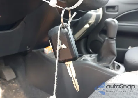 2019 Mitsubishi Mirage Es from USA, damaged, VIN ML32A3HJ9KH004821